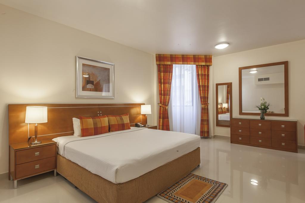 Golden Sands Hotel Apartments