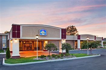 Holiday Inn Lockport Hotel