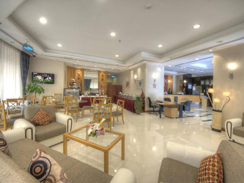Star Metro Al Barsha Hotel Apartments