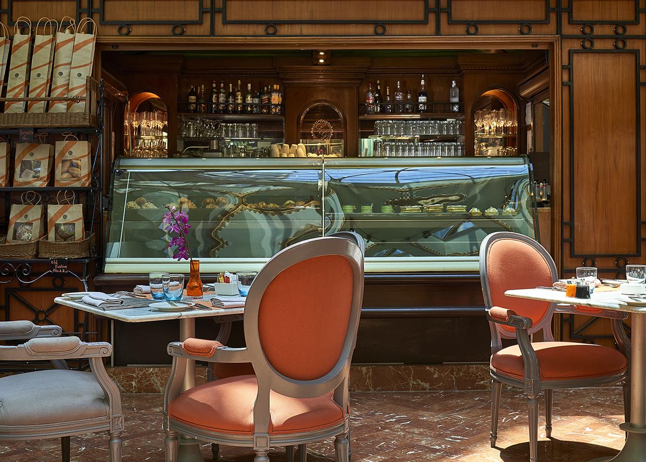 Four Seasons Hotel Cairo at The First Residence