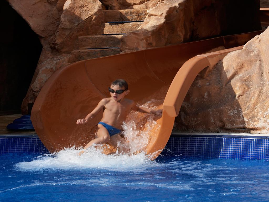 Habtoor Grand Resort, Autograph Collection