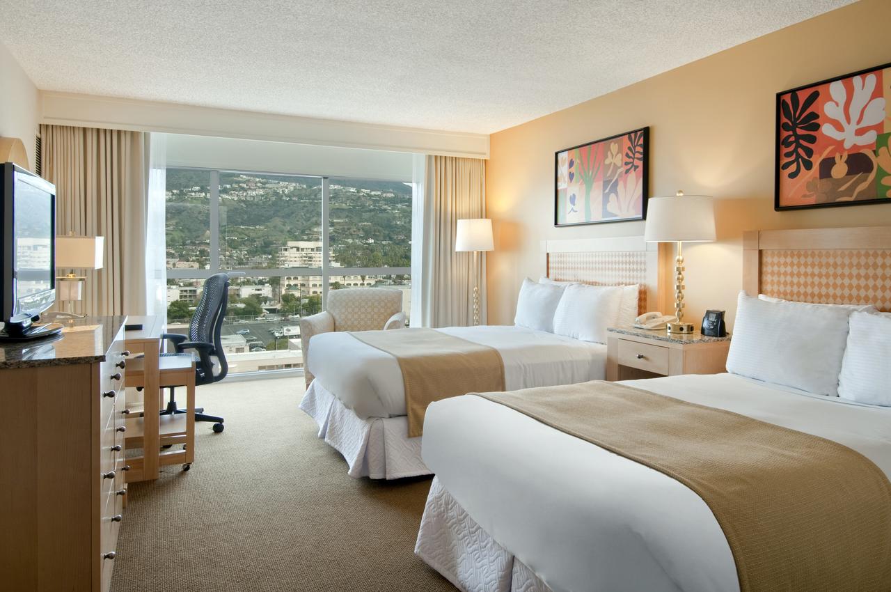 Hilton Los Angeles North/Glendale & Executive Meeting Center