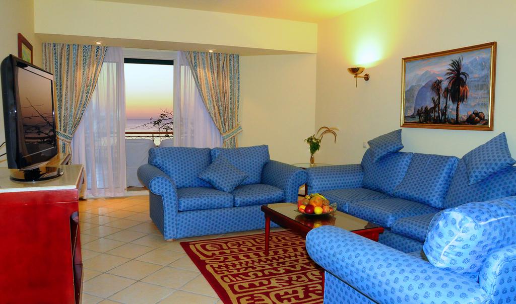 Hilton Sharm Waterfalls Resort