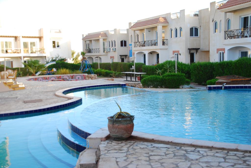 Logaina Sharm Resort