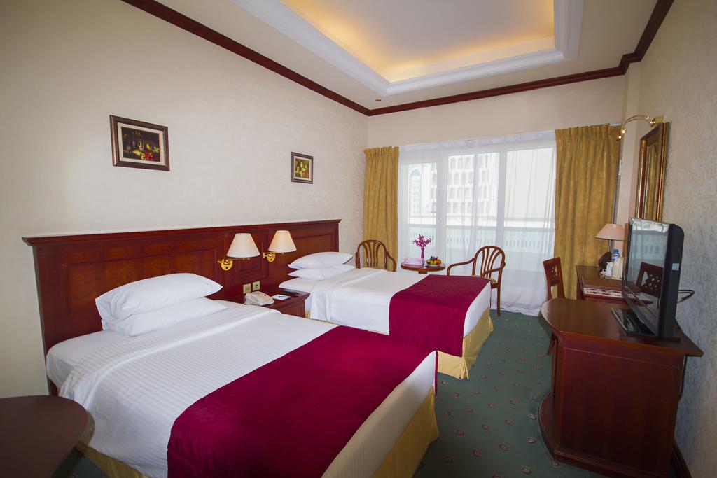 Riviera Hotel