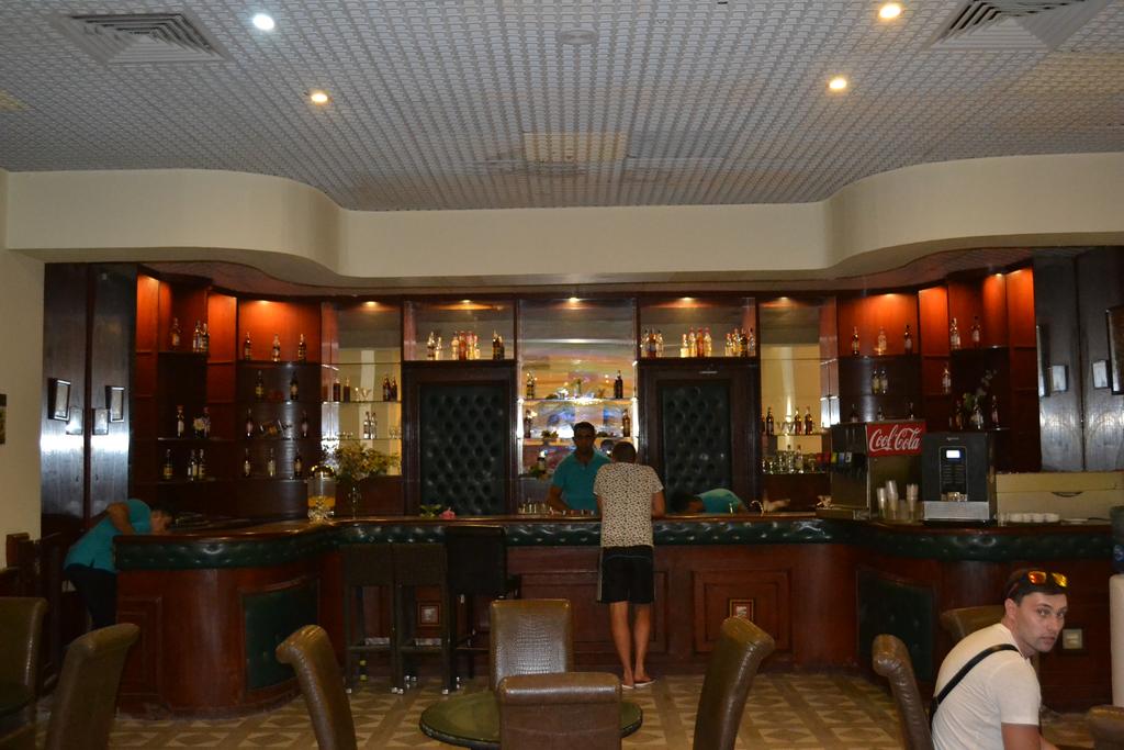 Roma Host Way Hotel & Aqua Park
