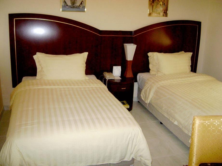 Royal Crown Suites