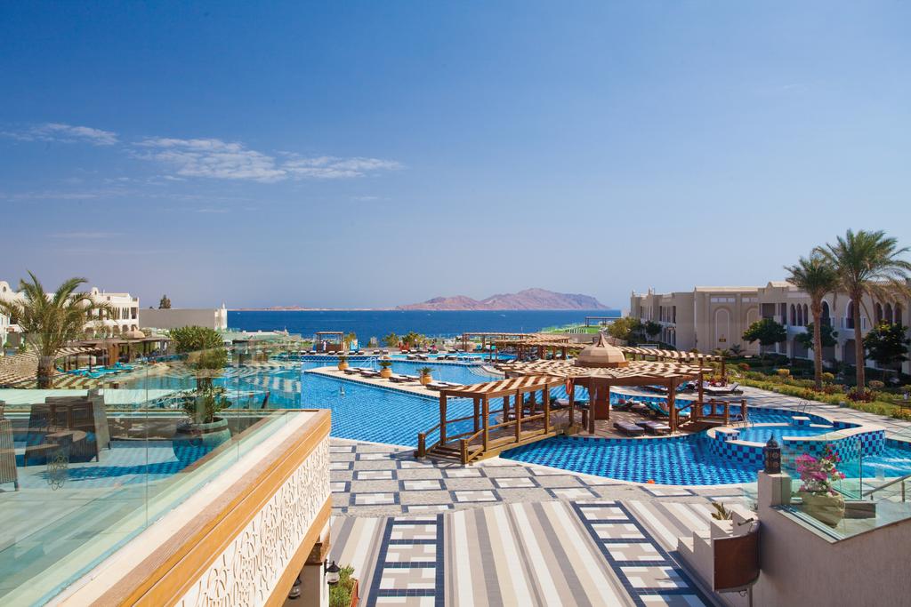 SUNRISE Grand Select Arabian Beach Resort