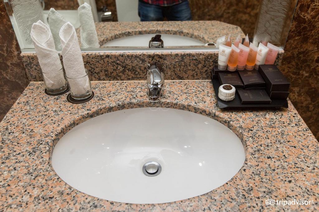 Grand Central Hotel Dubai