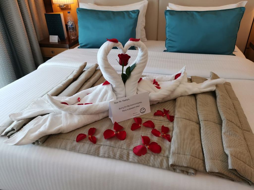 Golden Tulip Suites Dubai