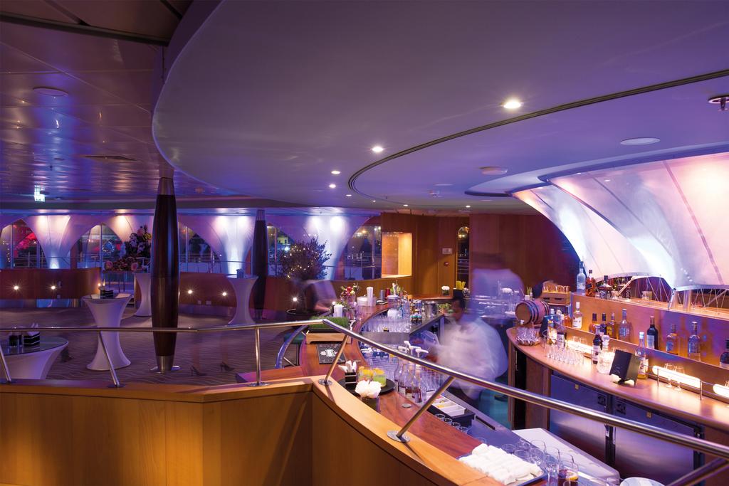 Queen Elizabeth 2 Hotel