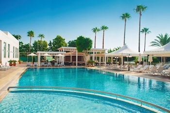 Ajax Hotel
