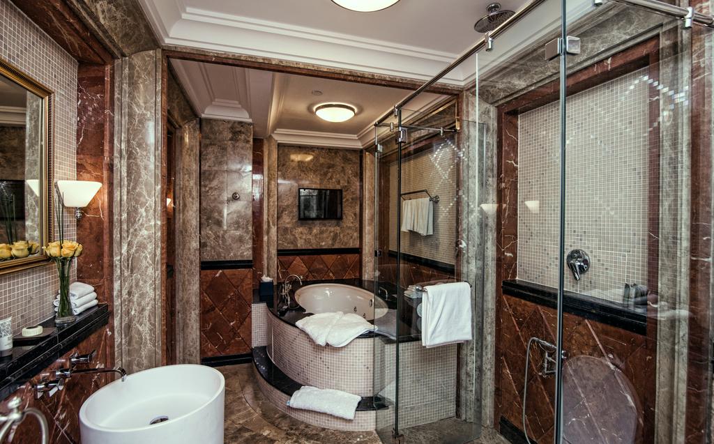 Habtoor Grand Resort, Autograph Collection