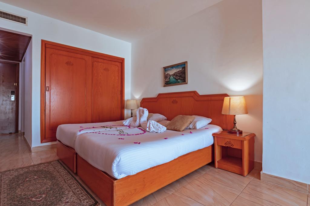 MinaMark Beach Resort