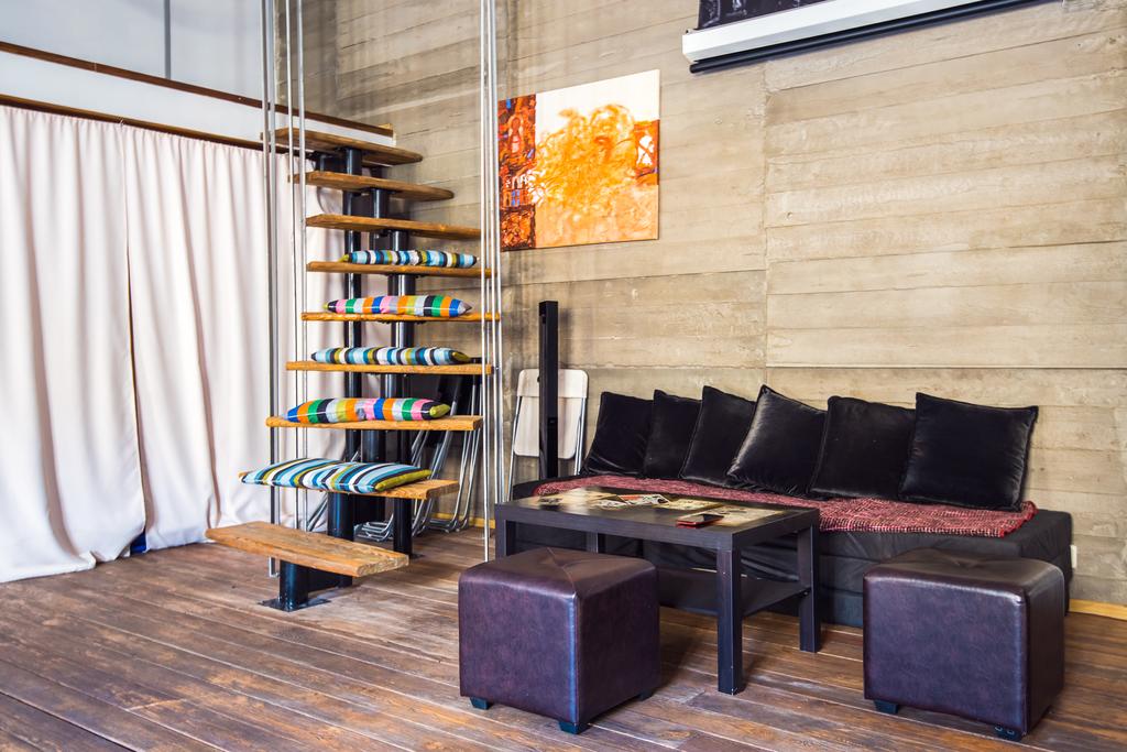 ARTWAY HOTEL