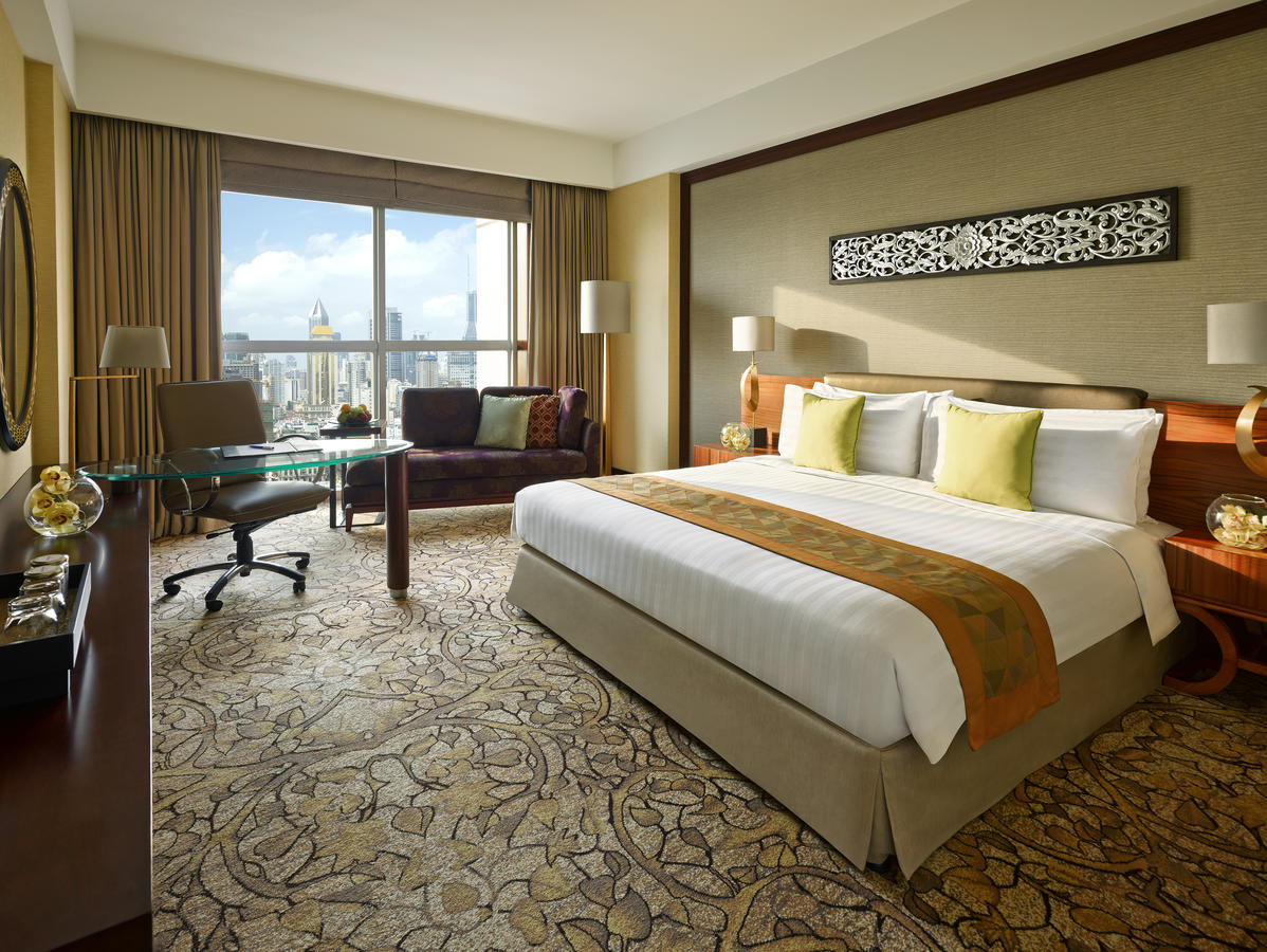 Dusit Thani Hotel