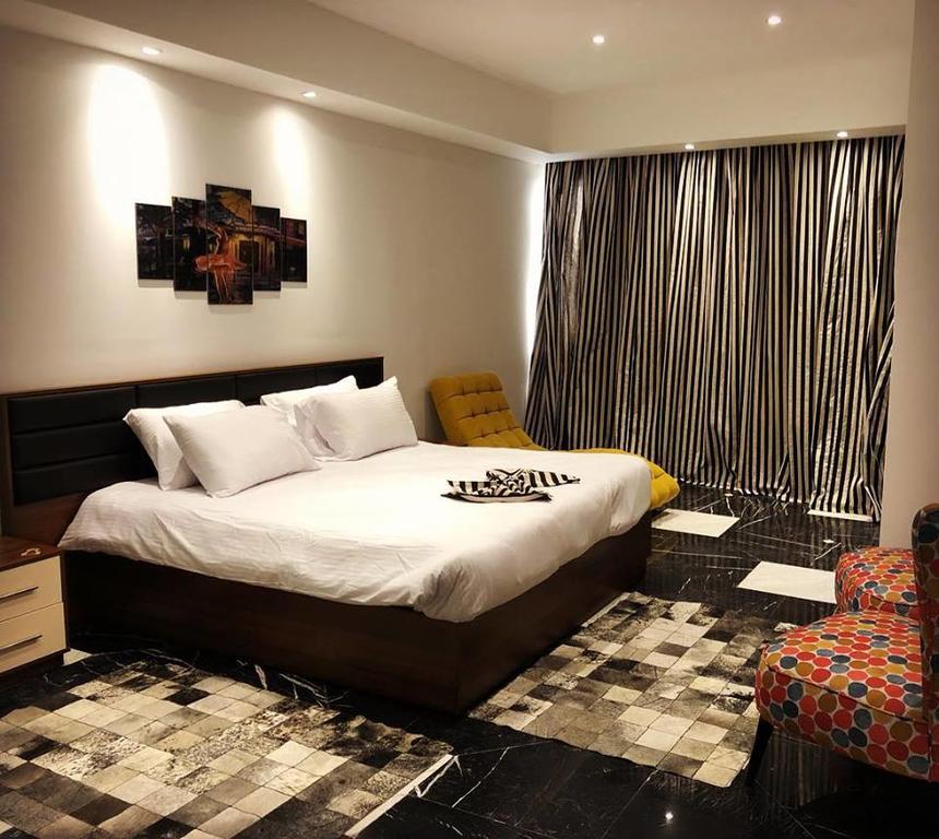 Royal Marshal Hotel