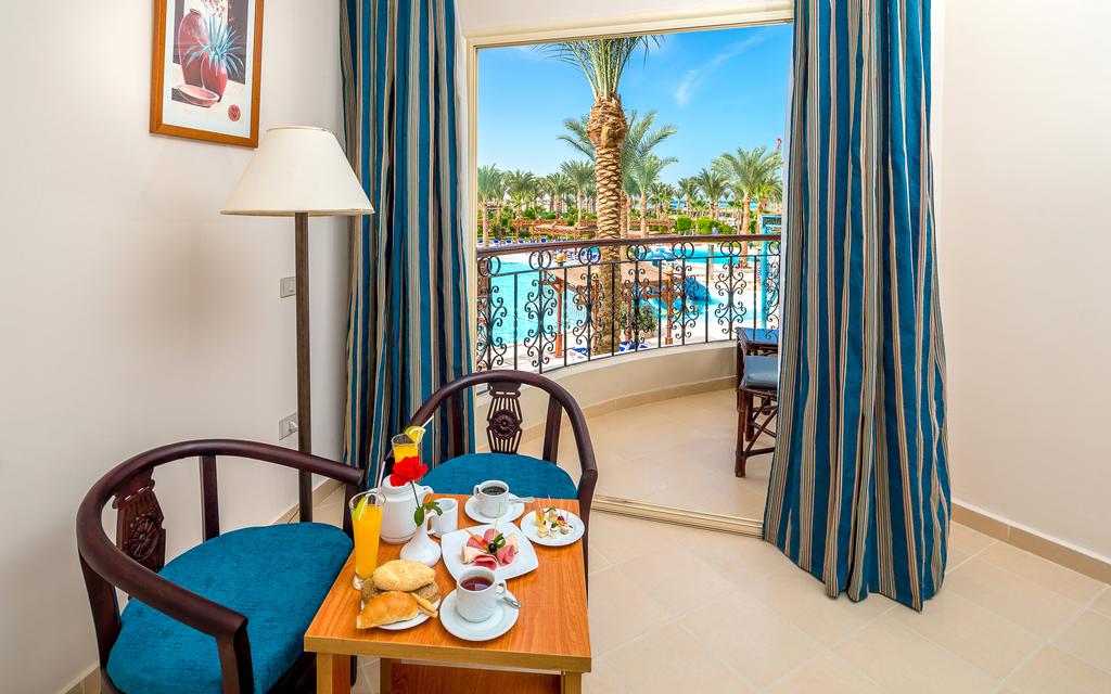 Hawaii Le Jardin Aqua Resort - Families and Couples Only