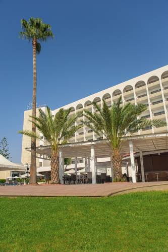 Ajax Hotel