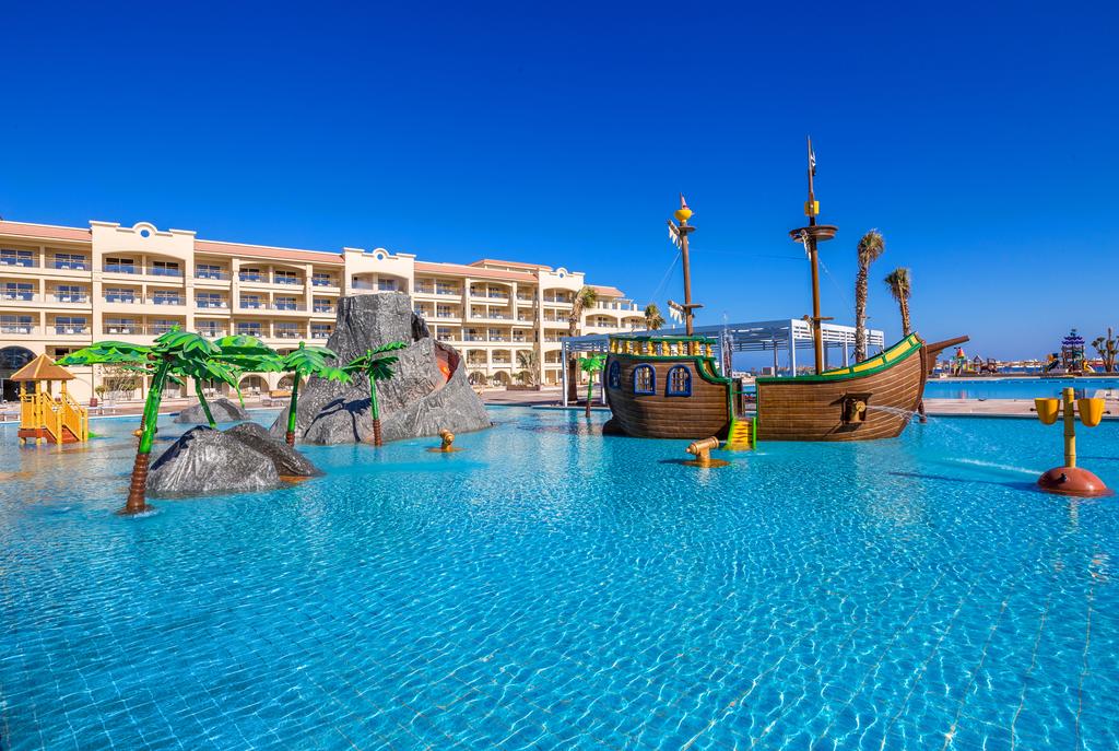 Albatros White Beach (Families and Couples Only)