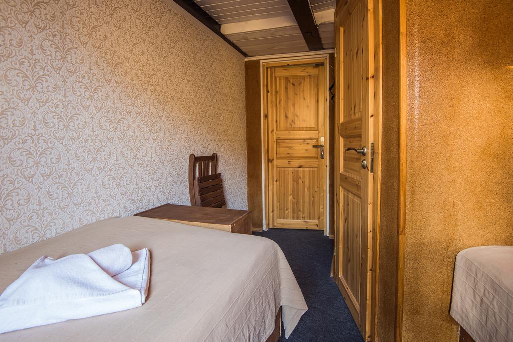 ARTWAY HOTEL