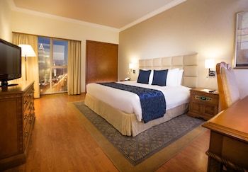 Crowne Plaza Dubai