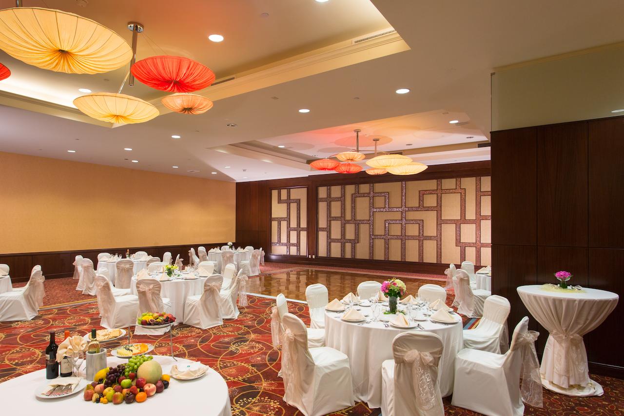 Embassy Suites by Hilton Los Angeles Glendale