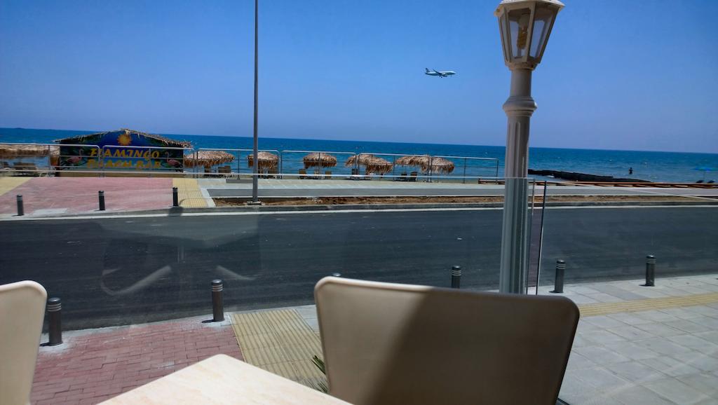 Flamingo Beach Hotel
