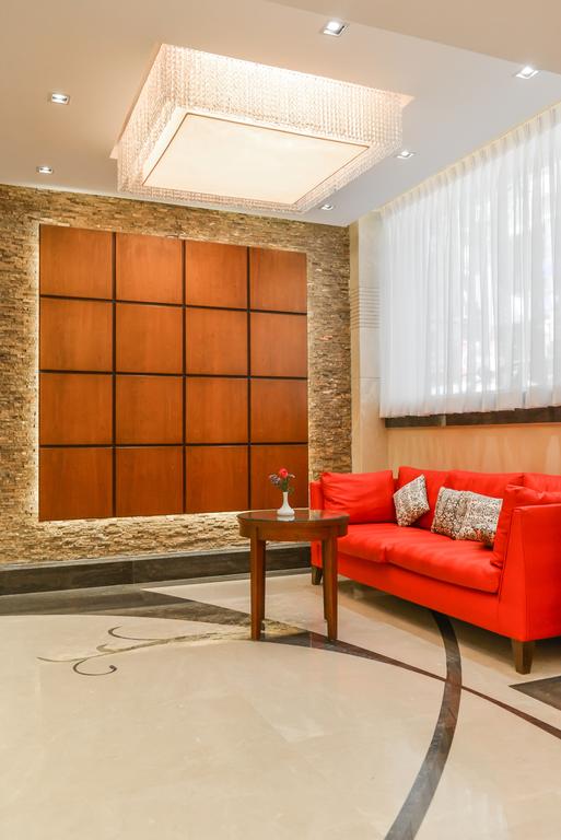 Golden Tulip Flamenco