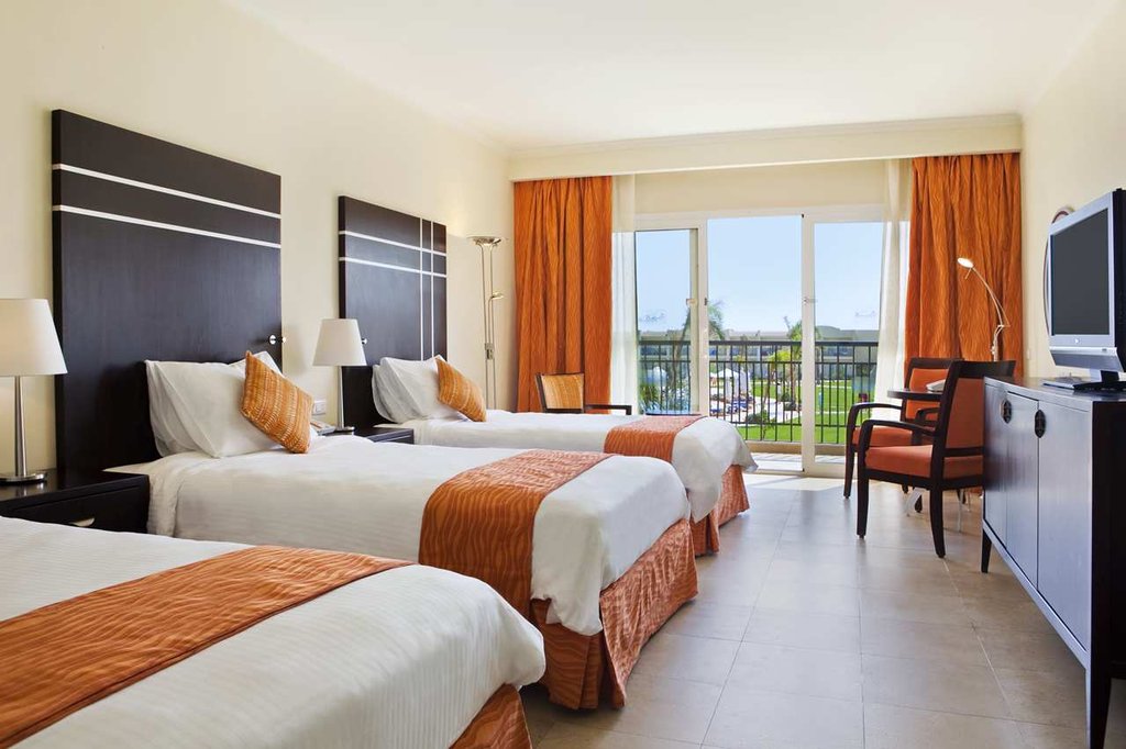 Hilton Sharks Bay Resort