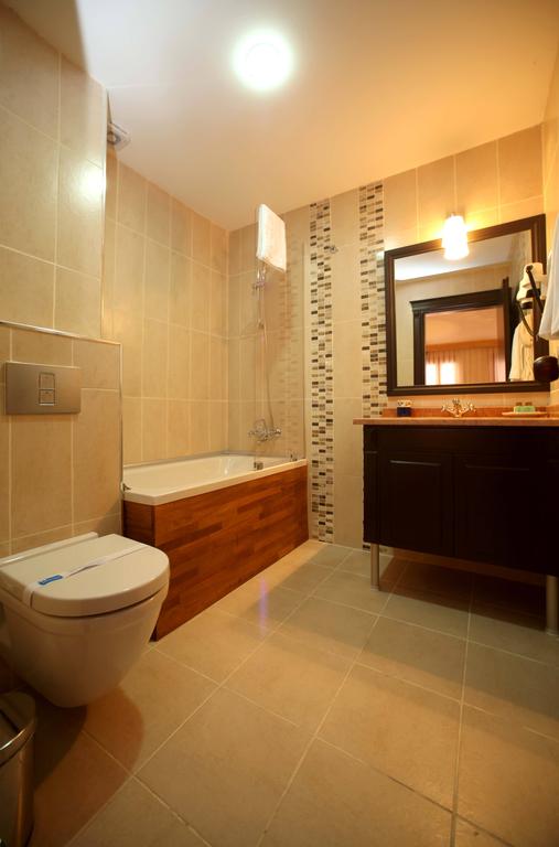 Lalinn Hotel