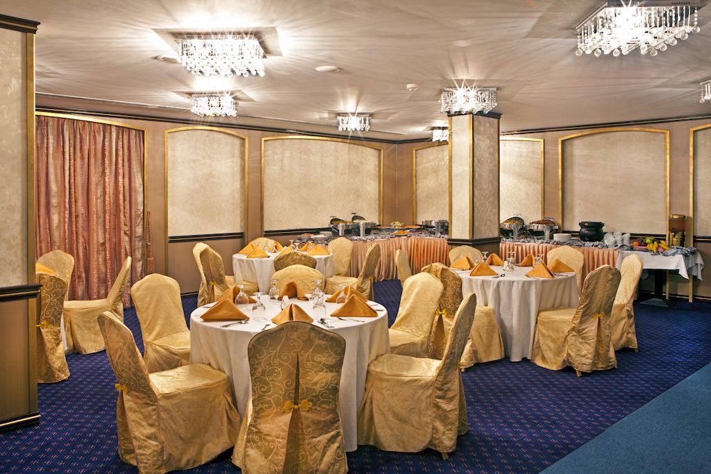 Landmark Hotel Riqqa