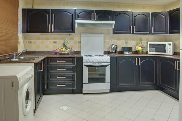 Deira Suites Deluxe Hotel Suites