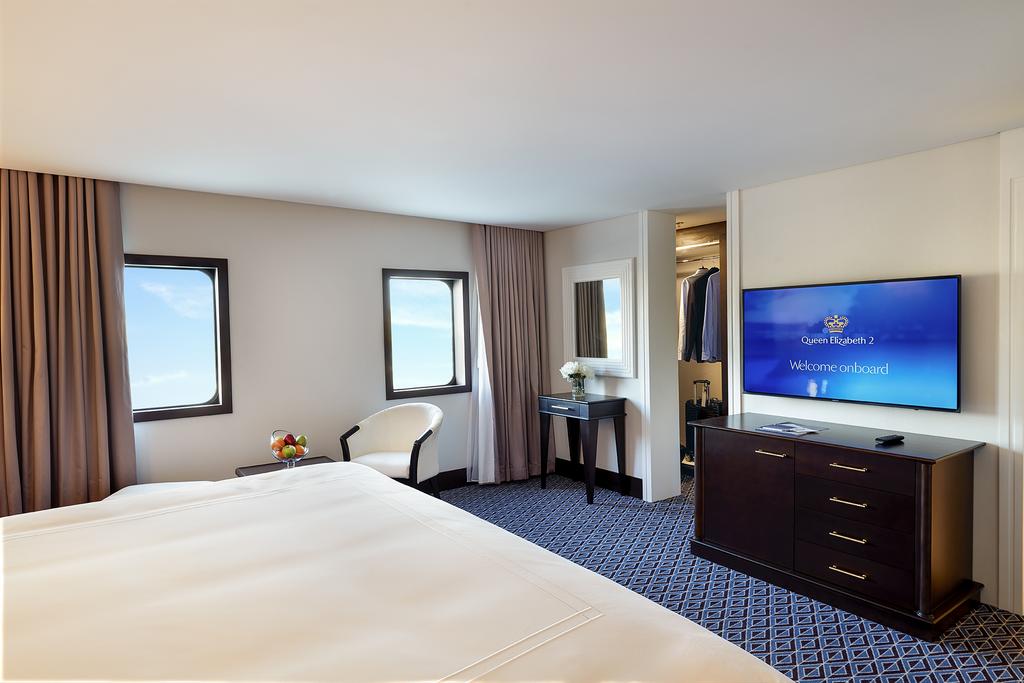 Queen Elizabeth 2 Hotel