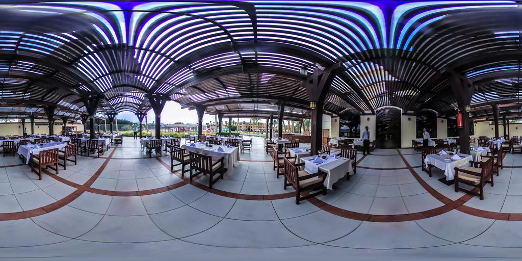Regency Plaza Aqua Park & Spa Resort