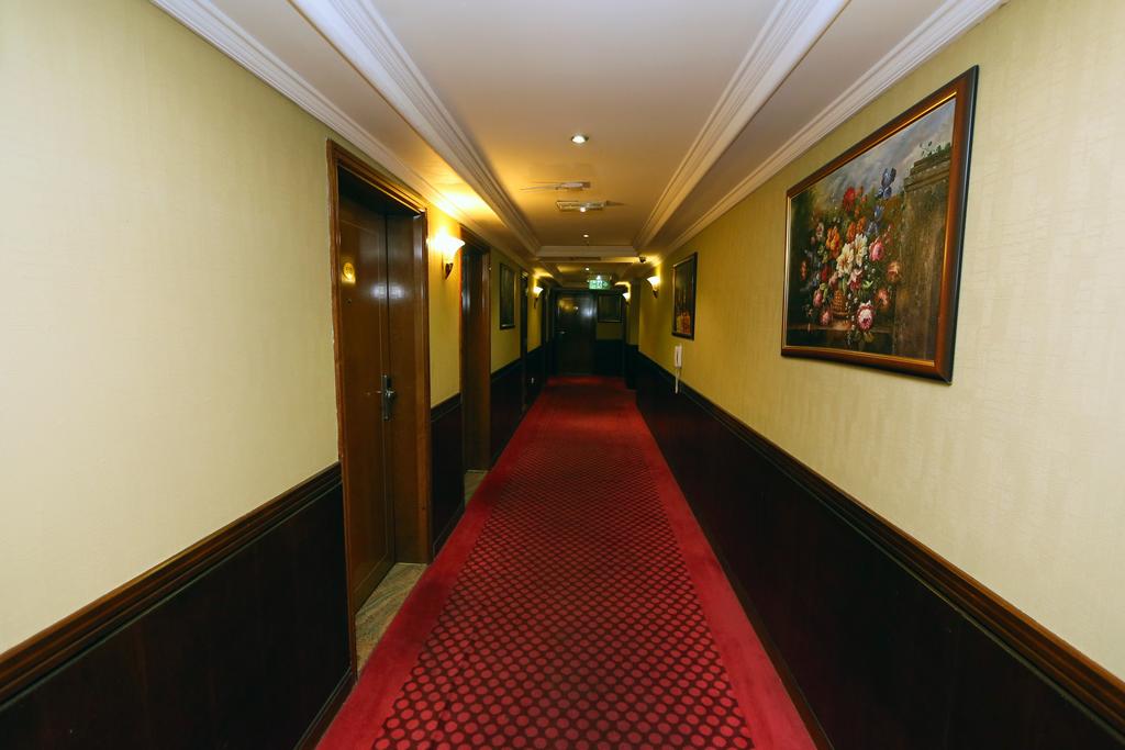 Delmon Hotel