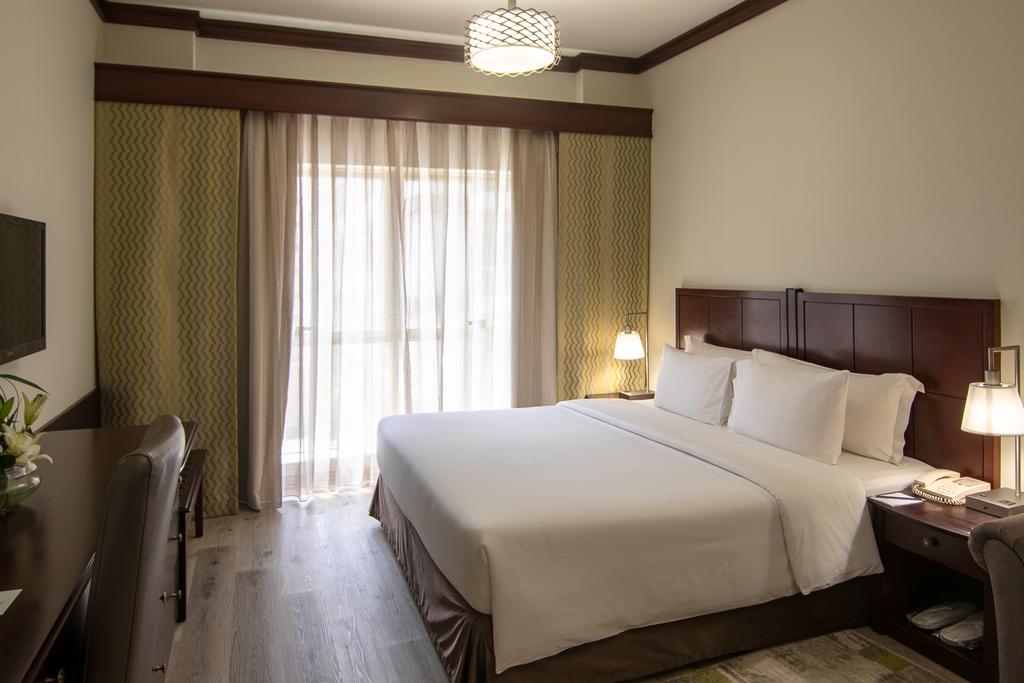 Savoy Crest Hotel Apartment