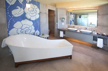 St Raphael Resort