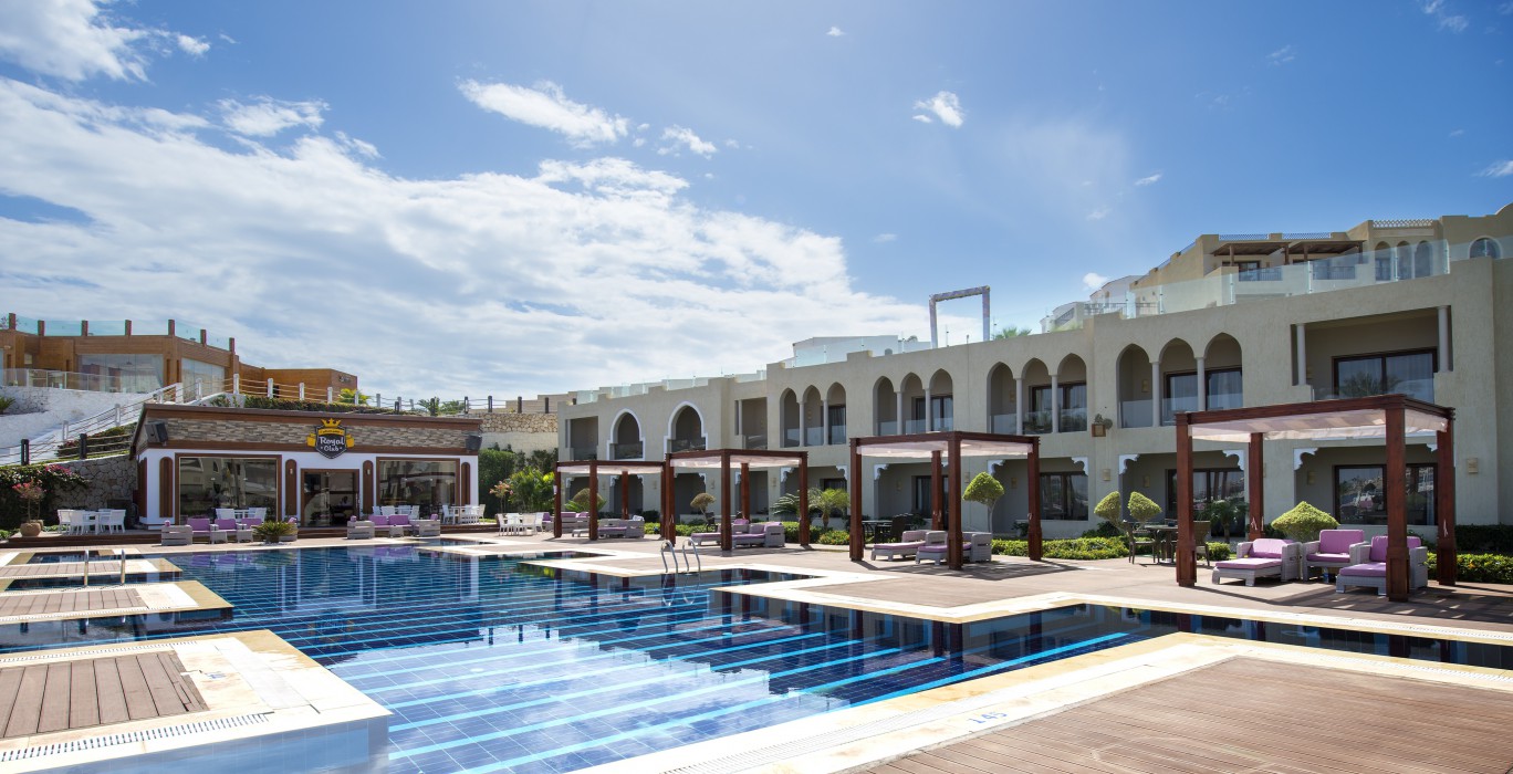 SUNRISE Grand Select Arabian Beach Resort