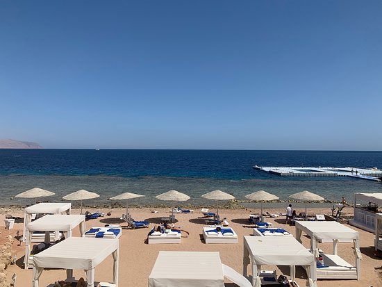 Domina Oasis Hotel & Resort