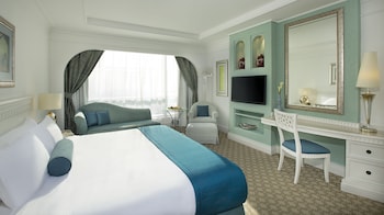 Habtoor Grand Resort, Autograph Collection