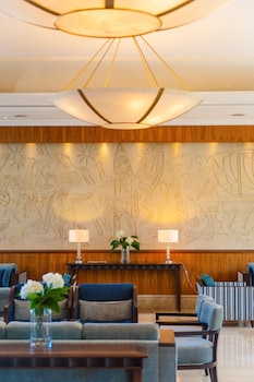 Ajax Hotel