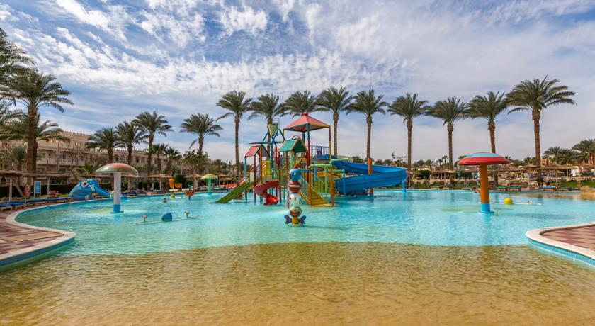 Beach Albatros Resort