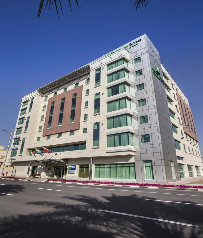 Holiday Inn Express Dubai  Jumeirah