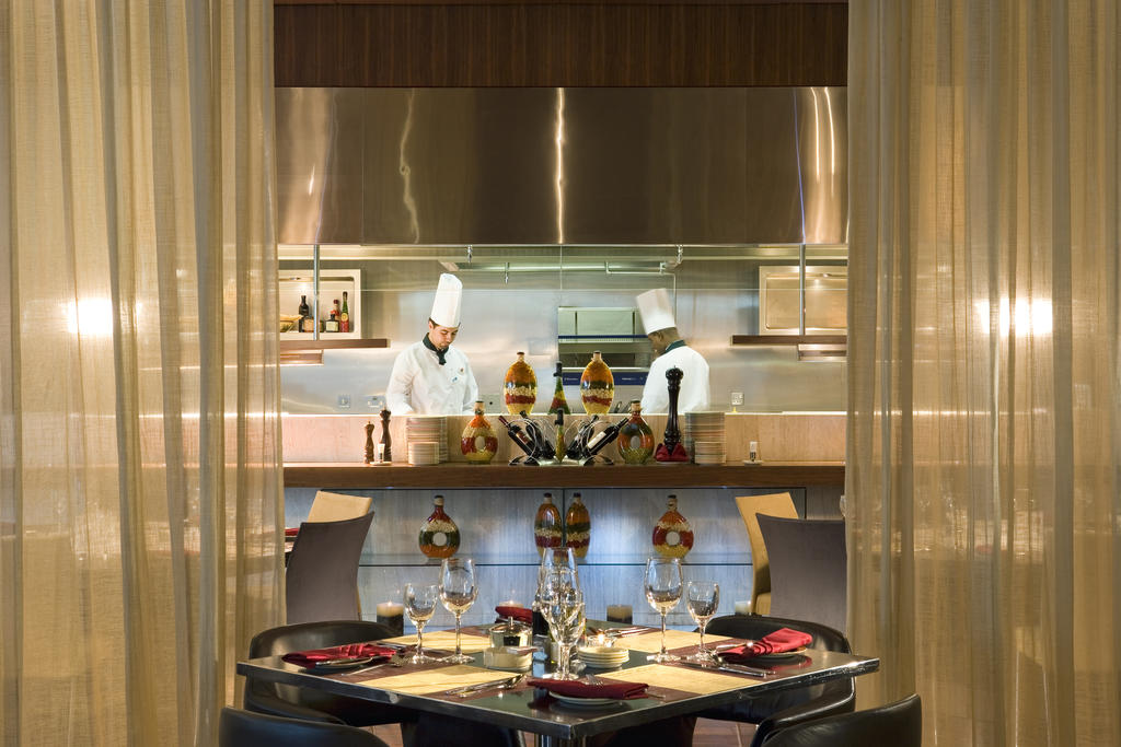 Ibis World Trade Centre Dubai Hotel