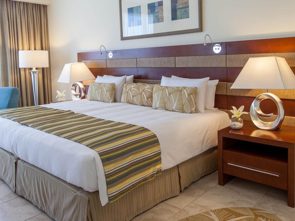 Hotel Oasis Beach Tower Serviced