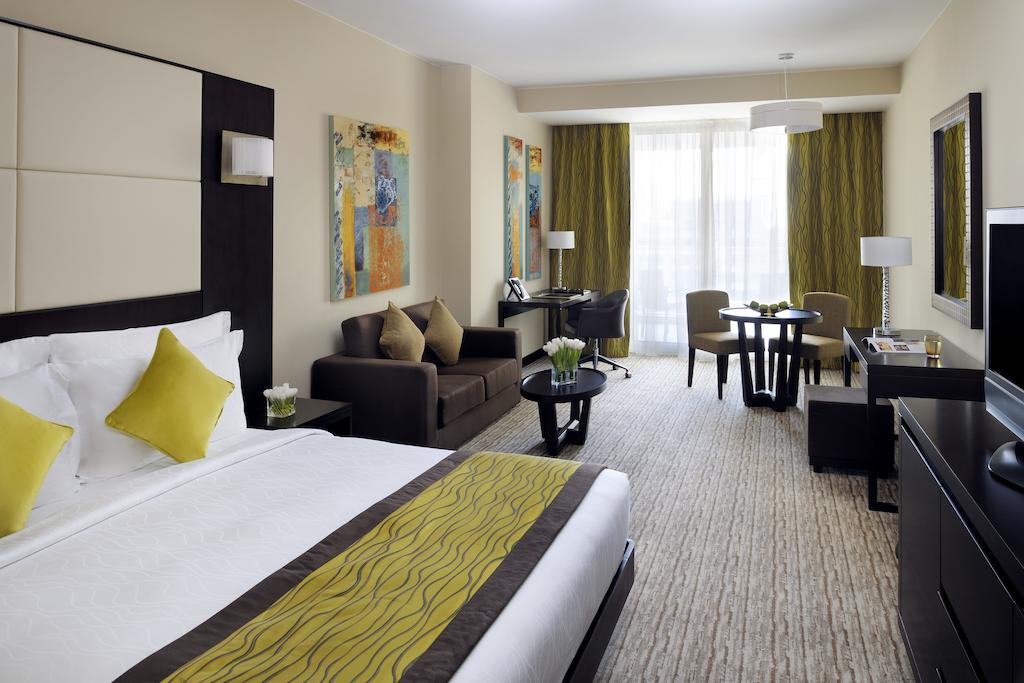 Mövenpick Hotel Jumeirah Lakes Towers