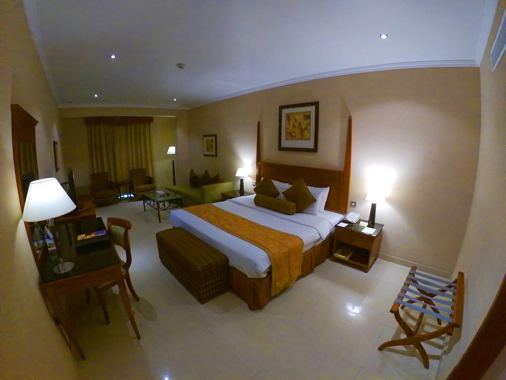 The Country Club Hotel