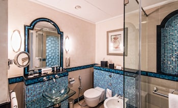 Habtoor Grand Resort, Autograph Collection