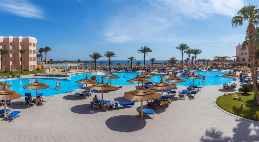 Beach Albatros Resort